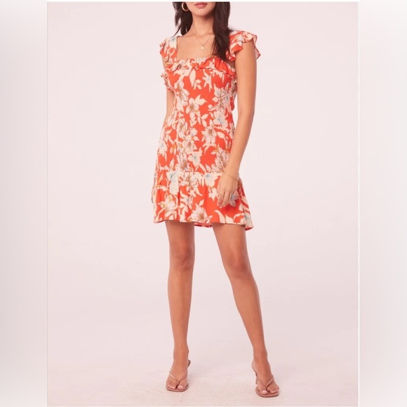 Band Of The Free Dresses & Skirts - NWOT Band of the Free Smocked Floral Mini Dress- Small